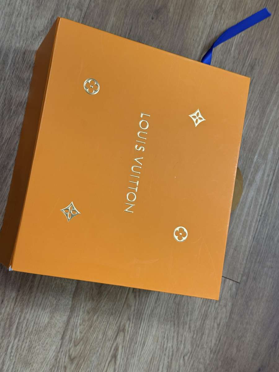 불가리 비제로원 고퀄 컬렉션 관련 가방 이미지 88